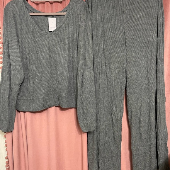 Gray Ribbed womens Lounge Set - Picture 2 of 6